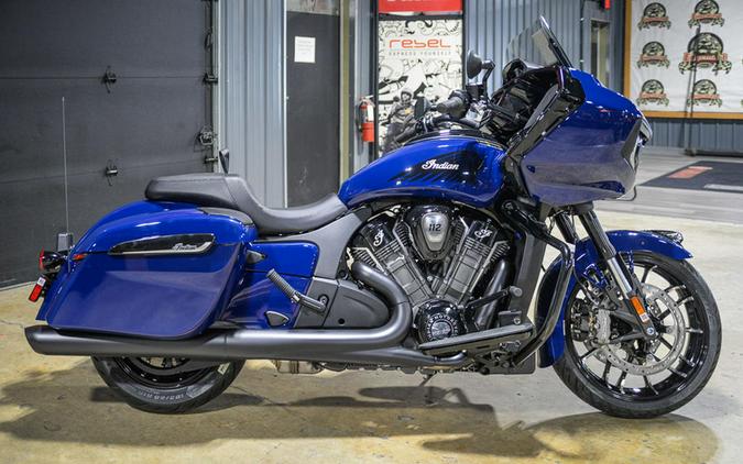 2025 Indian Motorcycle Challenger® Dark Horse® 112