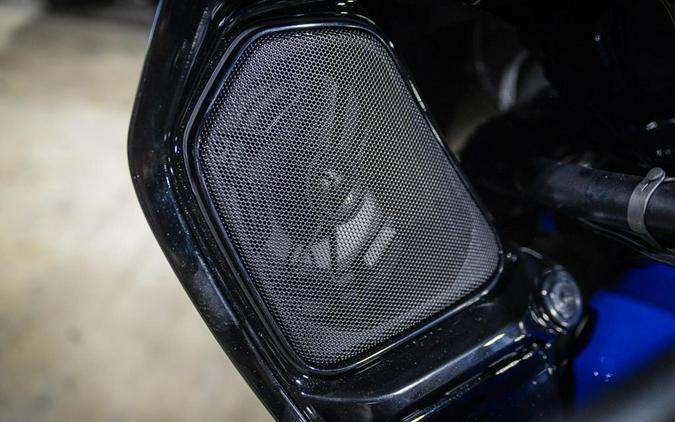 2025 Indian Motorcycle Challenger® Dark Horse® 112