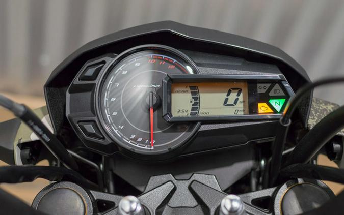 2025 Kawasaki Z125 PRO Cypher Camo Beige