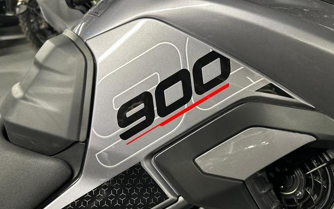 2025 Triumph TRIGER 900