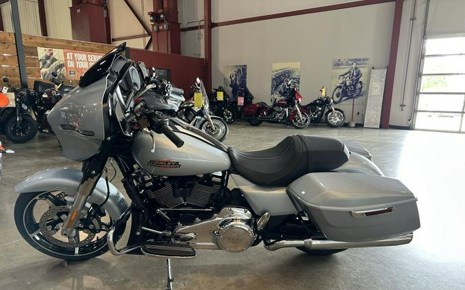 2026 Harley-Davidson® Street Glide® FLHX