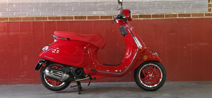 2027 Vespa Primavera 150 Red