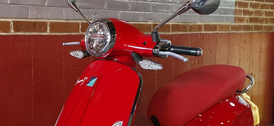 2027 Vespa Primavera 150 Red