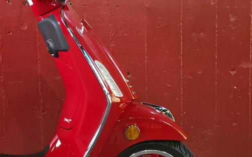 2027 Vespa Primavera 150 Red