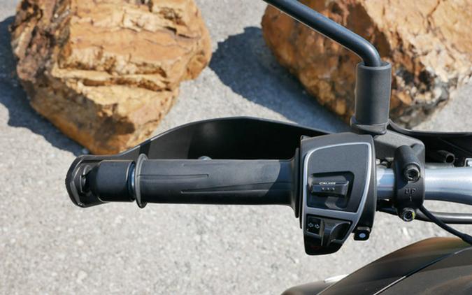 2021 Moto Guzzi V85 TT Adventure E5