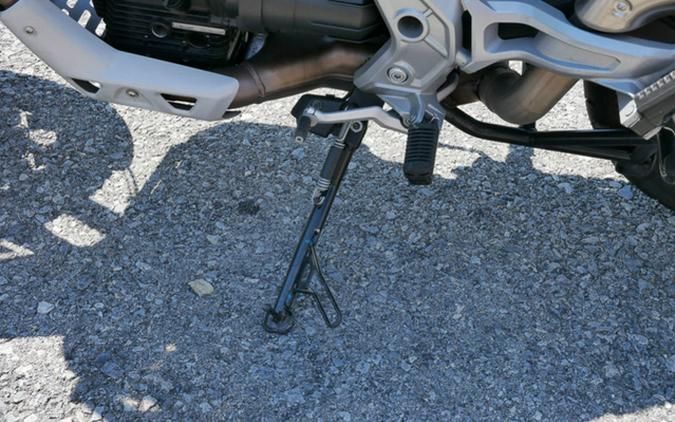 2021 Moto Guzzi V85 TT Adventure E5