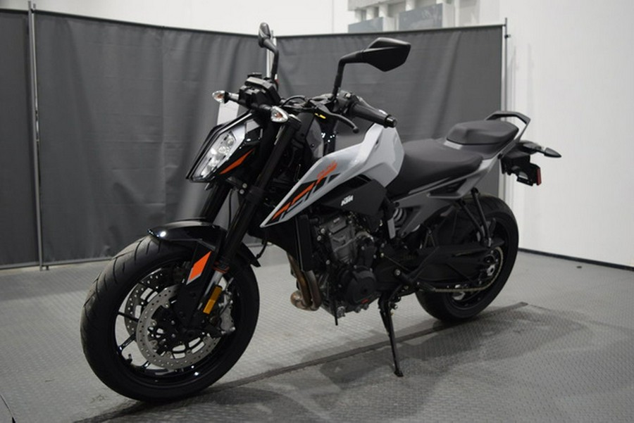 2024 KTM Duke 790