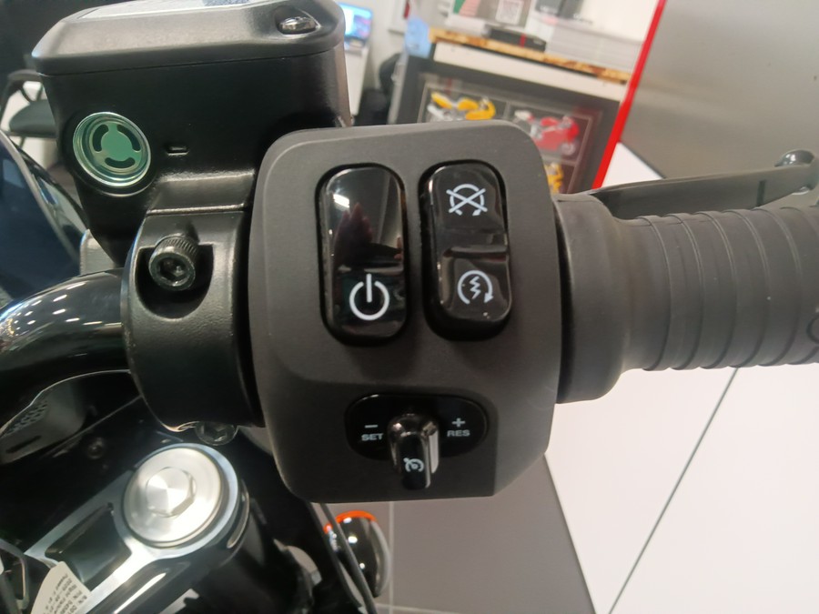 2025 Indian Motorcycle Sport Chief RT