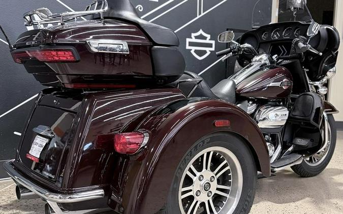 2022 Harley-Davidson® FLHTCUTG - Tri Glide® Ultra
