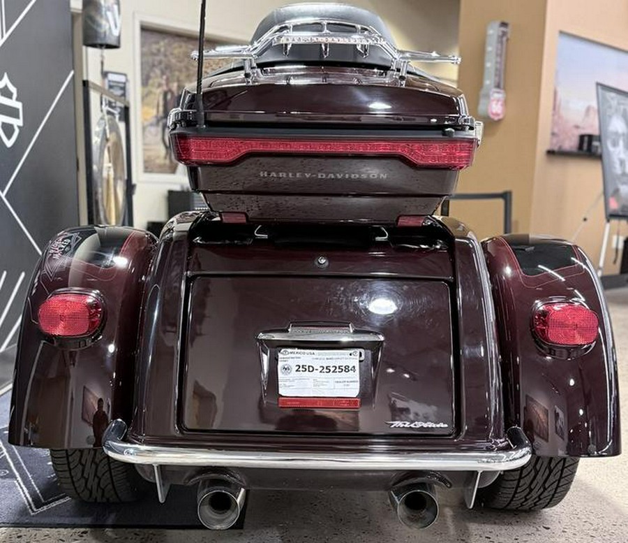 2022 Harley-Davidson® FLHTCUTG - Tri Glide® Ultra