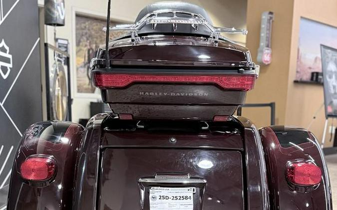 2022 Harley-Davidson® FLHTCUTG - Tri Glide® Ultra