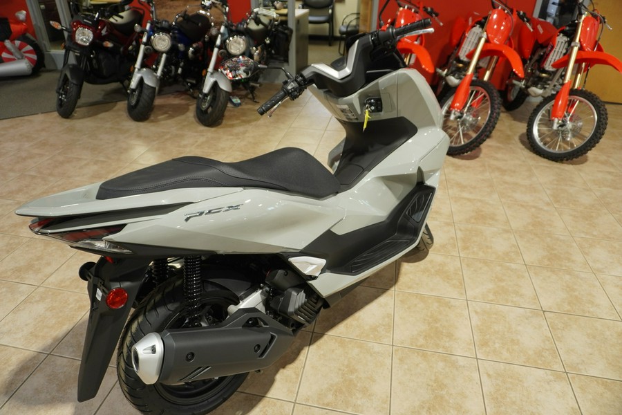 2025 Honda PCX160AS
