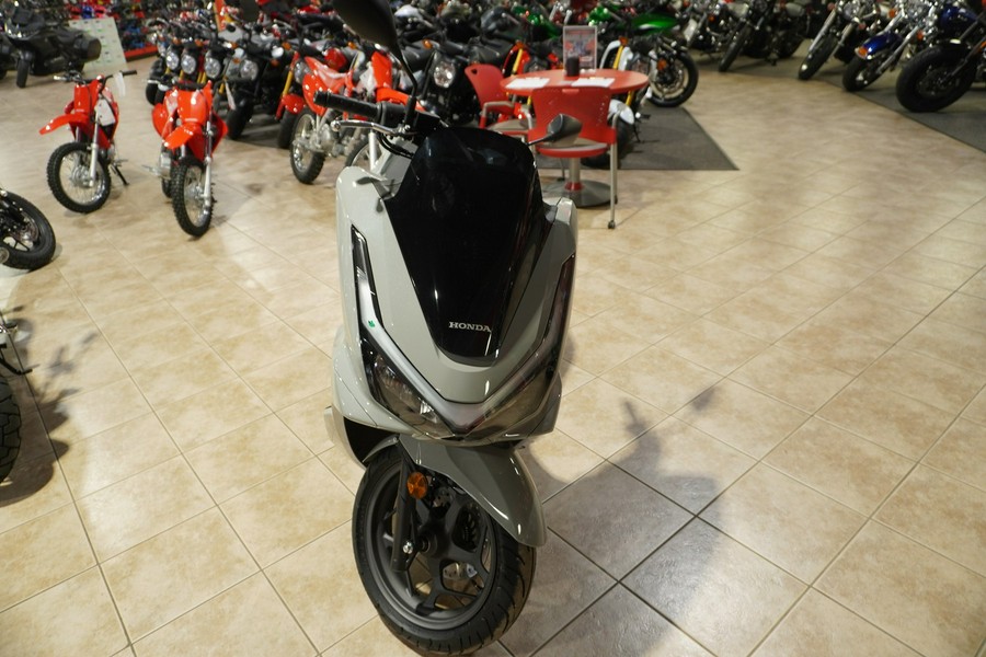 2025 Honda PCX160AS