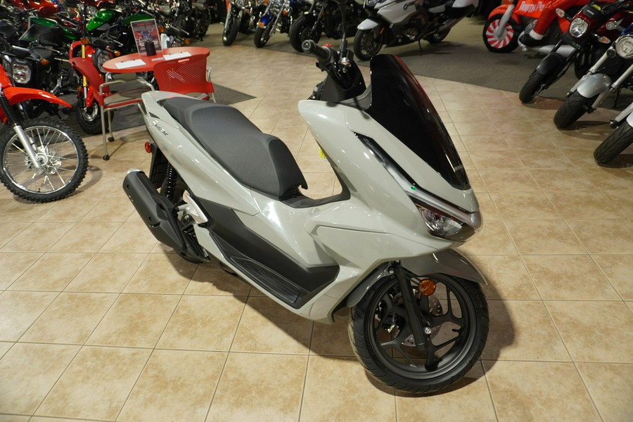 2025 Honda PCX160AS