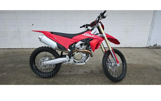 2026 Ducati DESMO450 MX