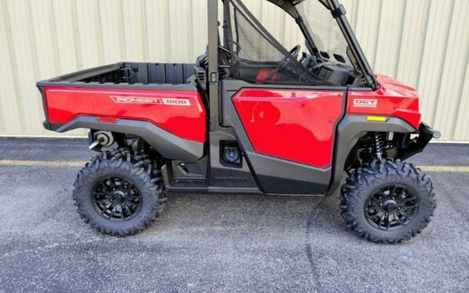 2026 Honda Pioneer 1000 Deluxe