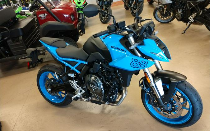 Video: 2023 Suzuki GSX-8S Naked Sportbike First Ride Review...