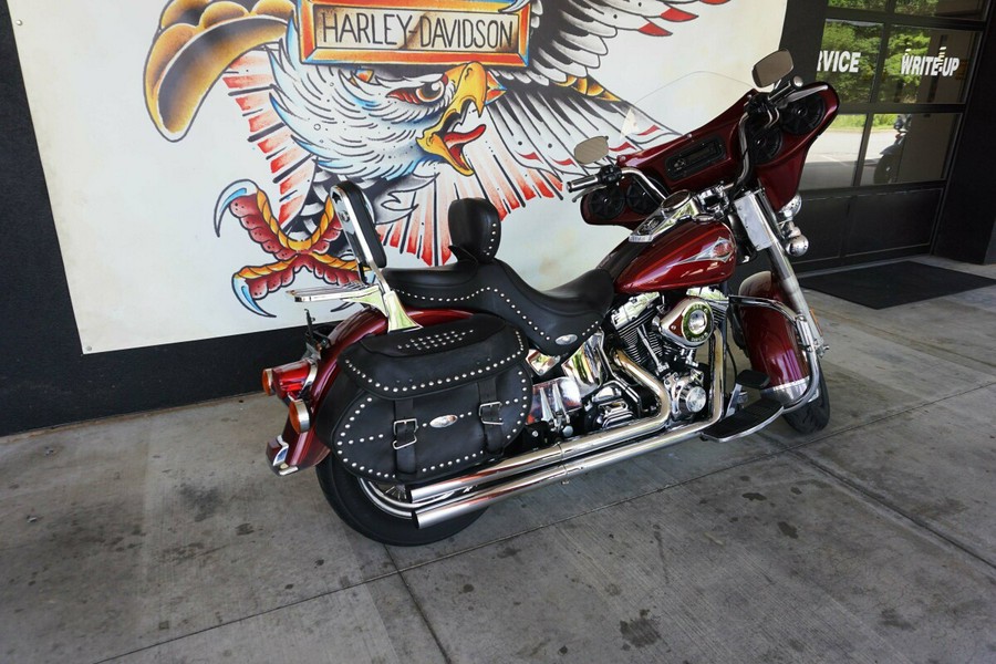 2001 Harley-Davidson Heritage Softail® Classic Luxury Rich Red