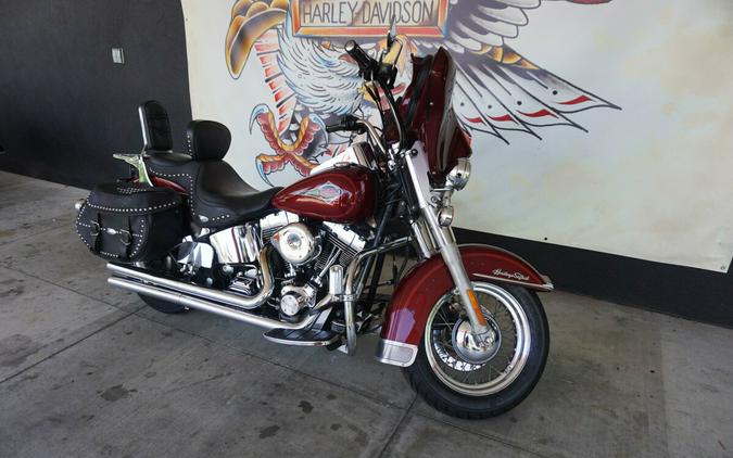 2001 Harley-Davidson Heritage Softail® Classic Luxury Rich Red