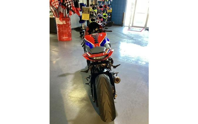 2023 CBR1000RR - Honda