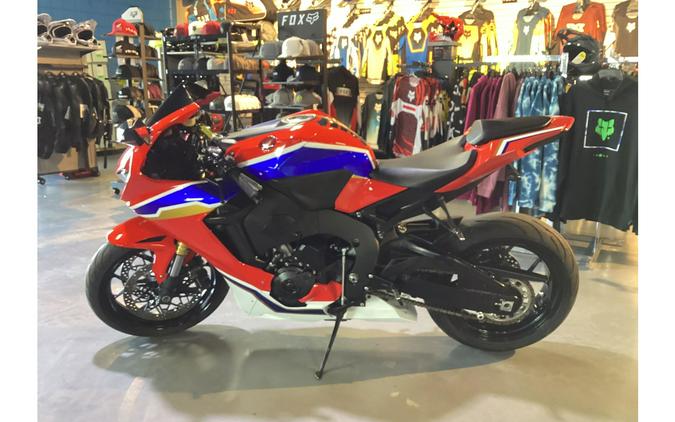 2023 CBR1000RR - Honda
