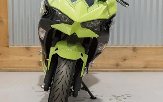 2026 Kawasaki Ninja 500 ABS Metallic Yellowish Green/Ebony