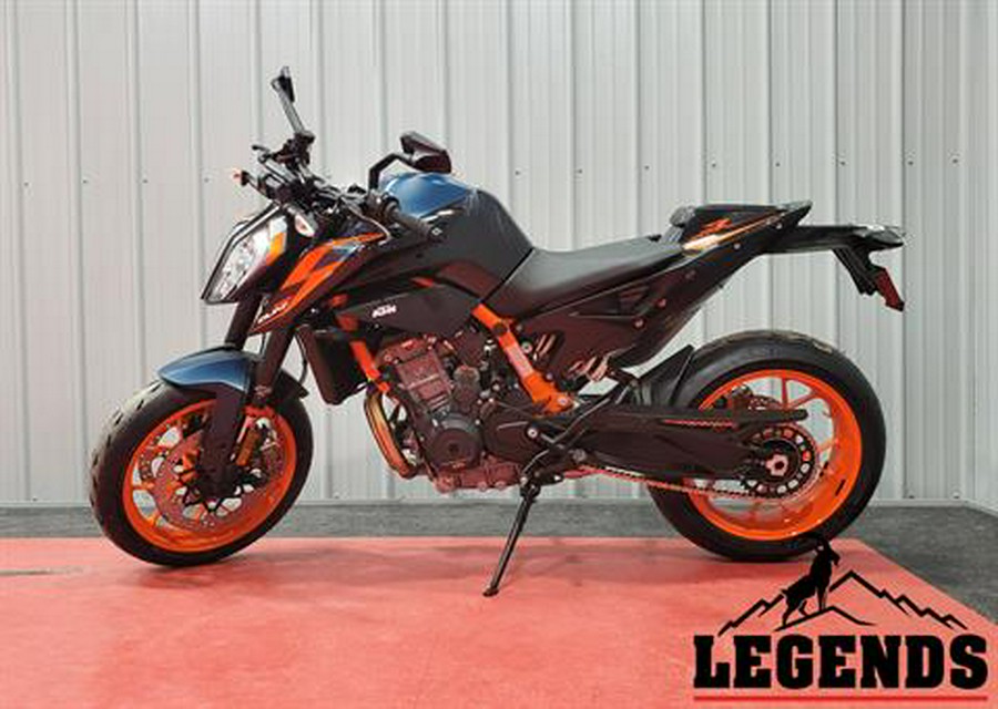 2023 KTM 890 Duke R