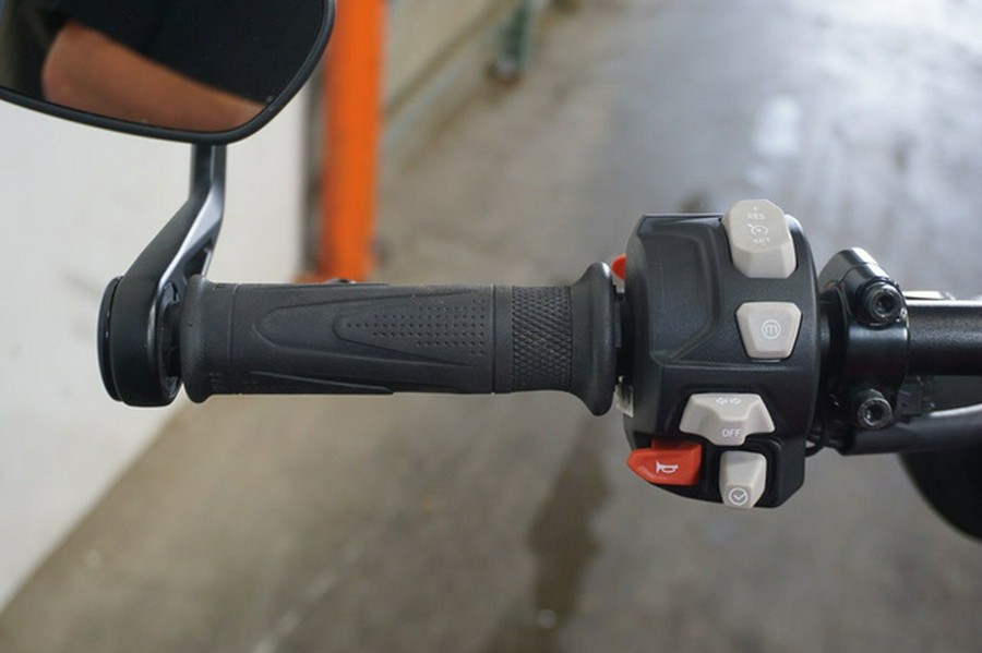 2024 Triumph Street Triple 765 RS Carnival Red