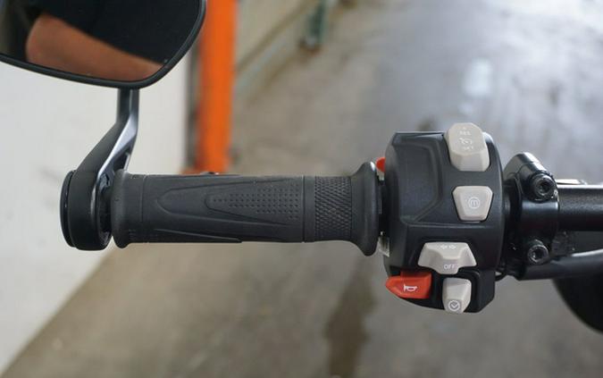 2024 Triumph Street Triple 765 RS Carnival Red