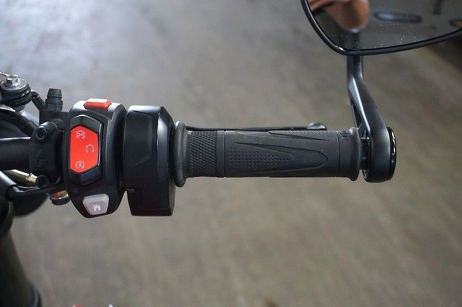 2024 Triumph Street Triple 765 RS Carnival Red