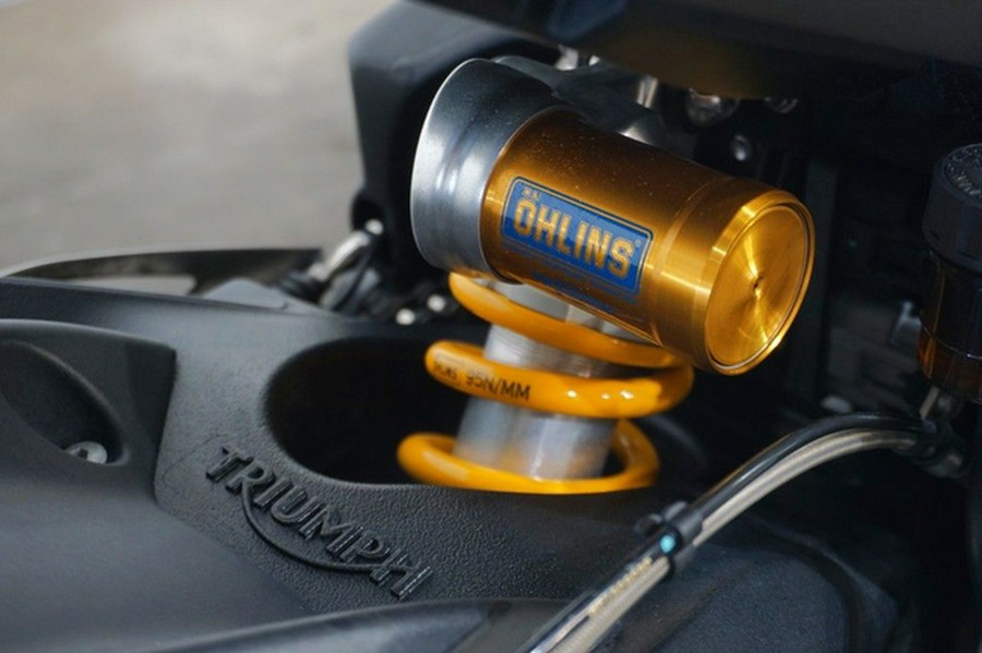 2024 Triumph Street Triple 765 RS Carnival Red