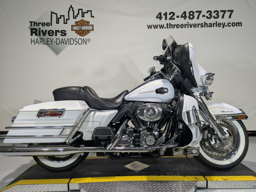 2008 Harley-Davidson® Electra Glide® Ultra Classic® White Gold Pearl