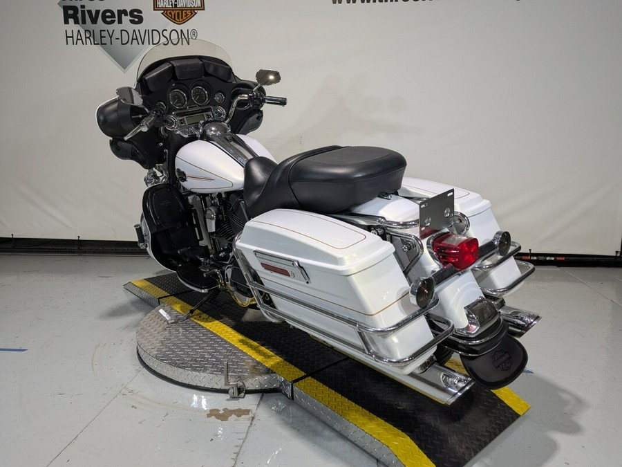 2008 Harley-Davidson® Electra Glide® Ultra Classic® White Gold Pearl