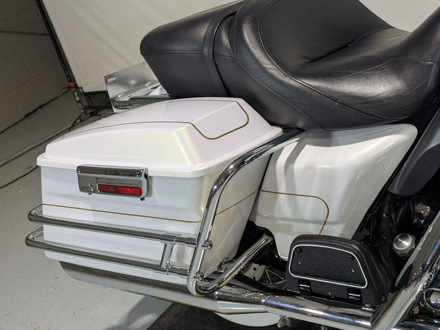 2008 Harley-Davidson® Electra Glide® Ultra Classic® White Gold Pearl