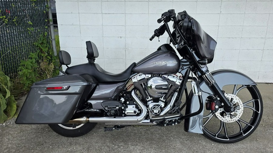 2015 Harley-Davidson Street Glide Special