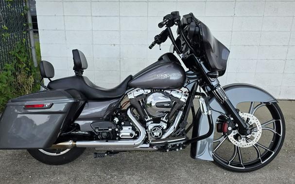 2015 Harley-Davidson Street Glide Special