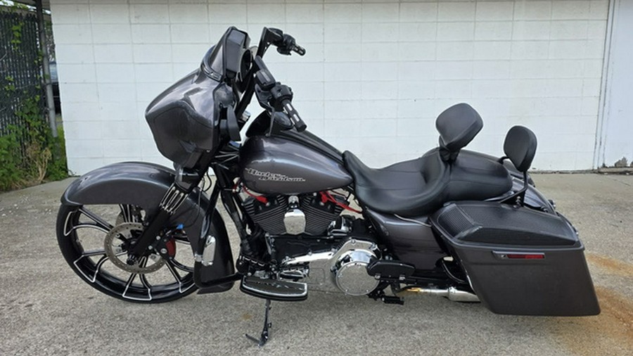 2015 Harley-Davidson Street Glide Special