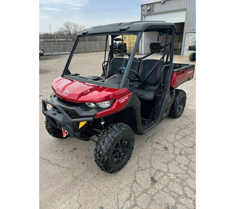 2024 Can-Am Defender XT HD9