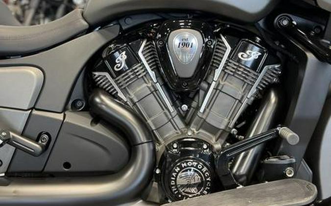 2023 Indian Motorcycle® Challenger® Dark Horse® Titanium Smoke