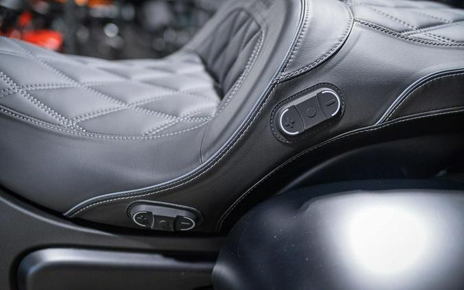 2025 Indian Motorcycle Pursuit® Dark Horse®