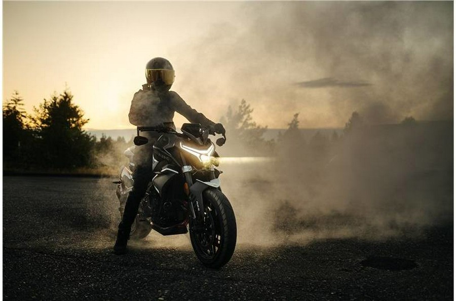 2024 CFMOTO 800nk **DEMO**