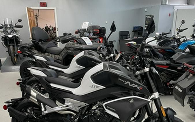 2024 CFMOTO 800nk **DEMO**