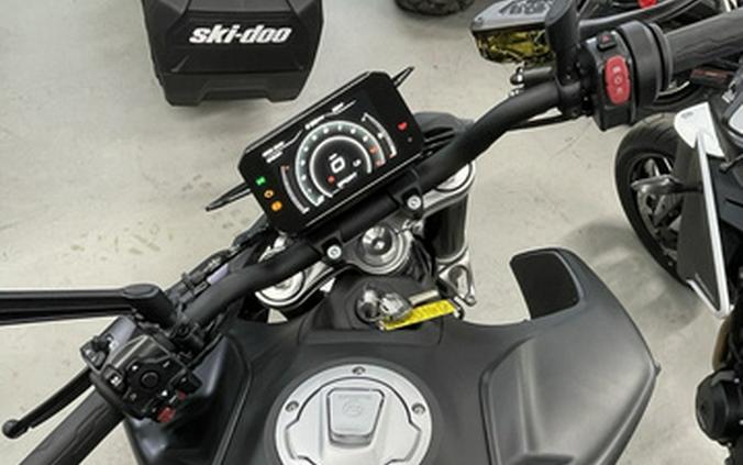 2024 CFMOTO 800nk **DEMO**