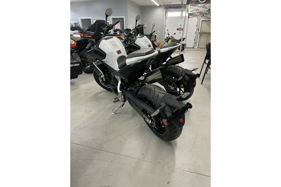 2024 CFMOTO 800nk **DEMO**