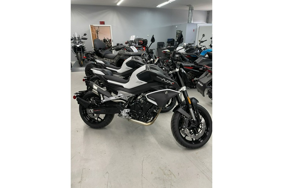 2024 CFMOTO 800nk **DEMO**