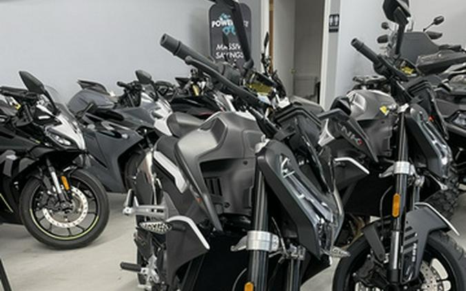 2024 CFMOTO 800nk **DEMO**