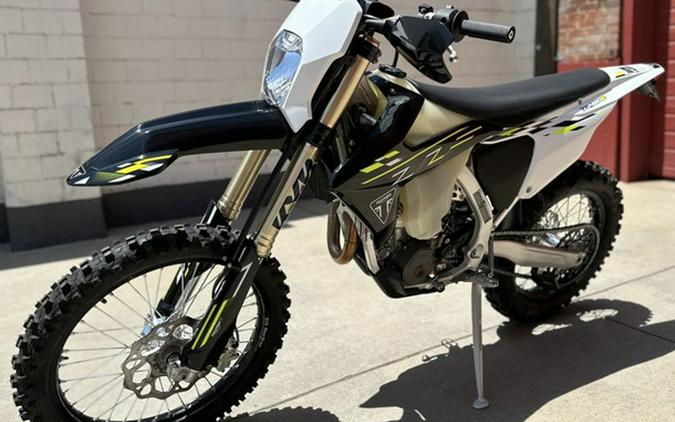 2026 Triumph TF 450-E Jet BlackPure White