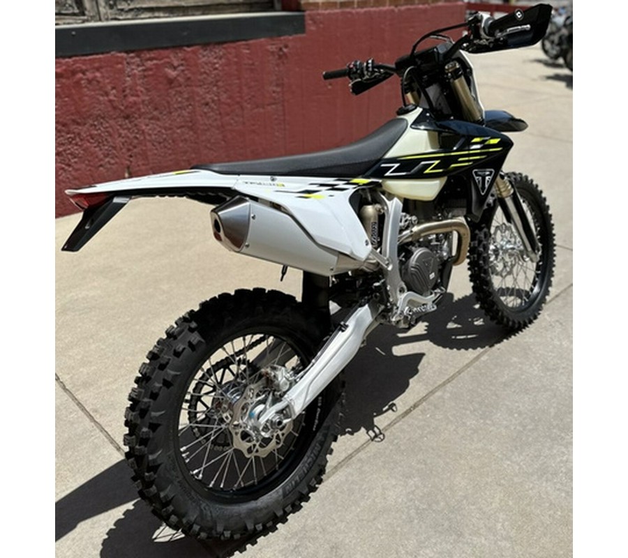 2026 Triumph TF 450-E Jet BlackPure White