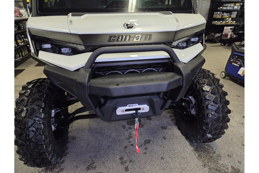 2026 Can-Am Defender Limited HD11