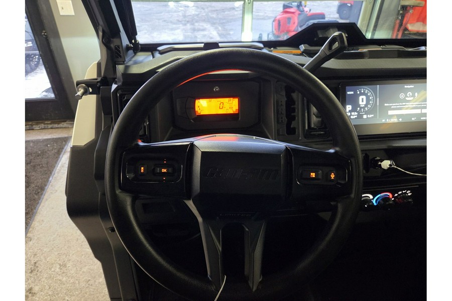 2026 Can-Am Defender Limited HD11